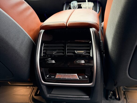 2019 BMW X7 40i I (G07), чёрный - вид 9