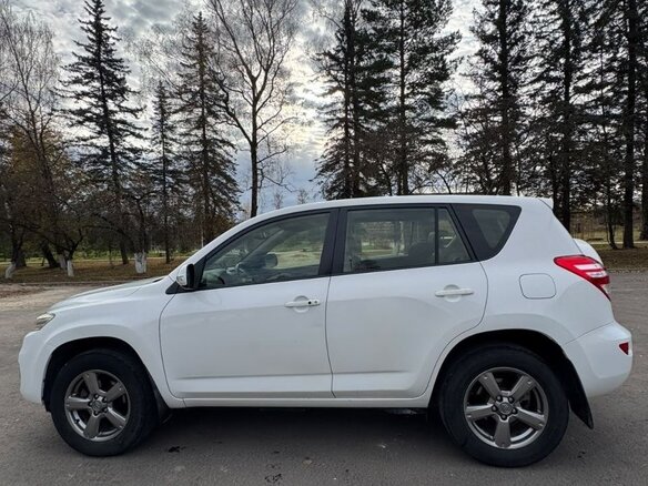 2012 Toyota RAV4 III (XA30) Рестайлинг, белый, 1380000 рублей - вид 3