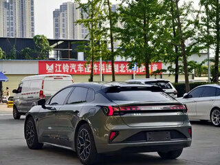 2024 Zeekr 001 95 kWh I Рестайлинг 1, серый, 6151208 рублей, вид 4