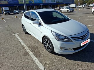 2014 Hyundai Solaris I Рестайлинг, белый, 910000 рублей, вид 2