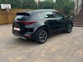 2020 Kia Sportage IV Рестайлинг, чёрный, 2650000 рублей - вид 4