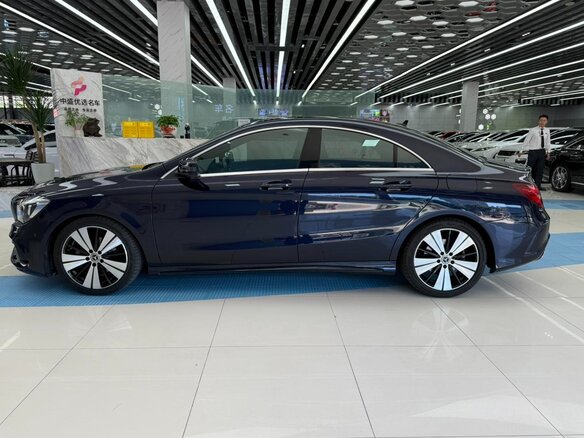 2019 Mercedes-Benz CLA 200 I (C117, X117) Рестайлинг, чёрный - вид 6