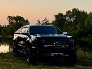 2016 Chevrolet Silverado Double Cab III (K2XX) Рестайлинг, чёрный, 5000000 рублей, вид 1