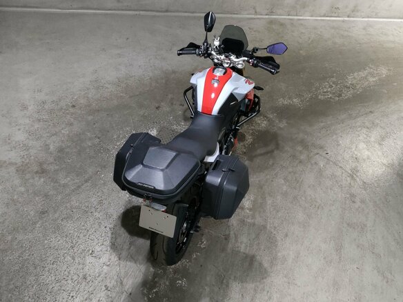 2021 BMW F 900 R, белый, 1080000 рублей - вид 1