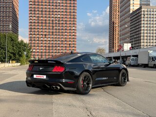 2020 Ford Mustang VI Рестайлинг, чёрный, 2400000 рублей, вид 4