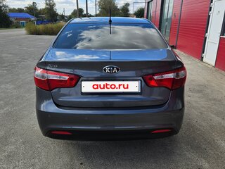 2013 Kia Rio 4-speed III, серый, 1050000 рублей, вид 4