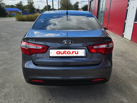 2013 Kia Rio 4-speed III, серый - вид 3