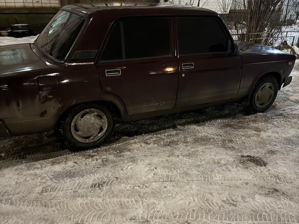 2007 Lada (ВАЗ) 2107, пурпурный, 90000 рублей - вид 4