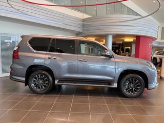 2022 Lexus GX 460 II Рестайлинг 2, серый, 12500000 рублей, вид 4