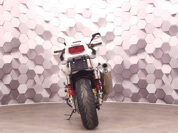 2011 Honda CB 1300, белый, 677000 рублей - вид 5