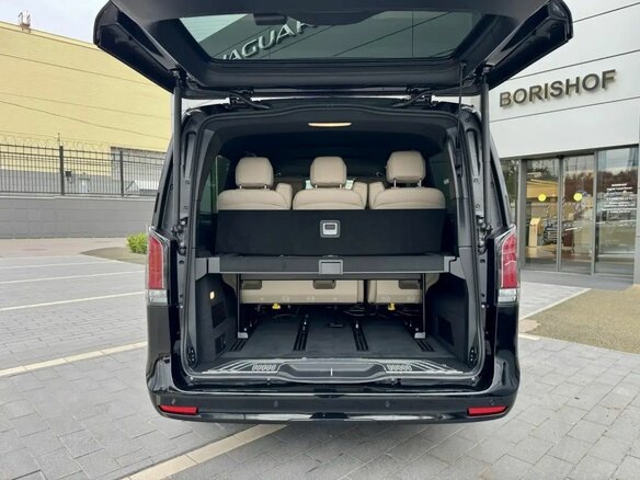 2026 Mercedes-Benz V-Класс Extra Long 300 d экстра длинный III (W447) Рестайлинг 2, чёрный, 14450000 рублей - вид 3