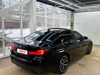 2022 BMW 5 серии 530i xDrive VII (G30/G31/G38) Рестайлинг, синий, 6000000 рублей, вид 3