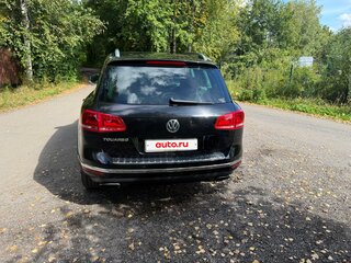 2015 Volkswagen Touareg II Рестайлинг, чёрный, 1990000 рублей, вид 5