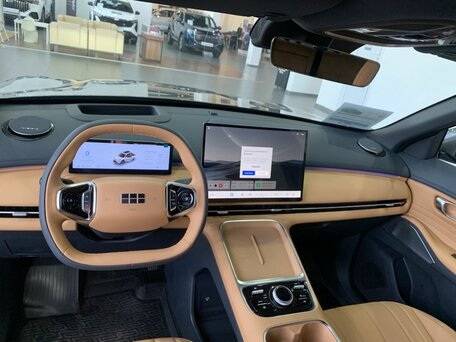 2026 Geely EX5 Гибрид EM-R, серый, 3829990 рублей, вид 3