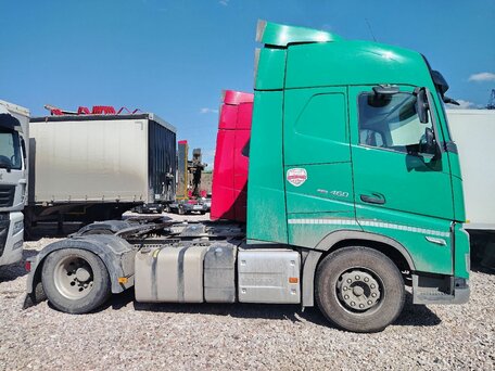 2021 Volvo FH 540, зелёный, 9480000 рублей, вид 3