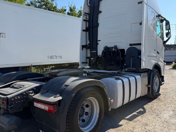 2017 Volvo FH, белый, 6300000 рублей - вид 18