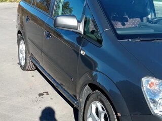 2010 Opel Zafira B Рестайлинг, серый, 580000 рублей, вид 4
