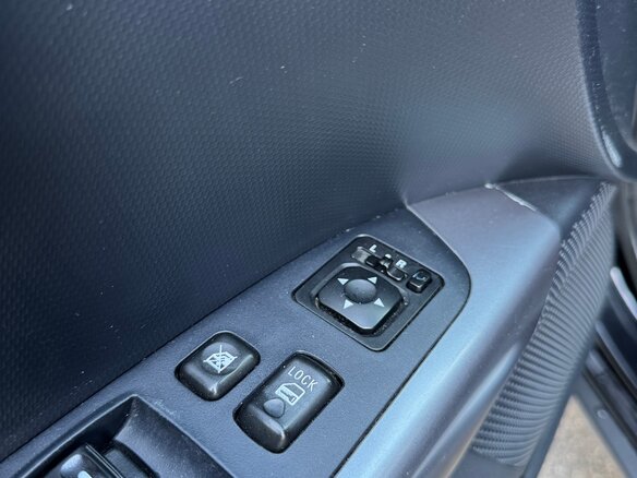 2007 Mitsubishi Outlander II, чёрный, 980000 рублей - вид 13