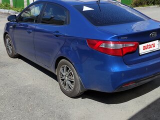 2014 Kia Rio 4-speed III, синий, 1160000 рублей, вид 4