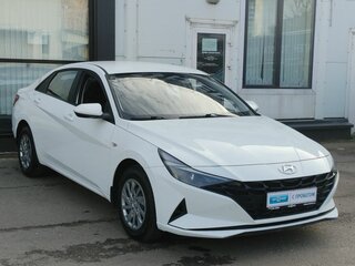 2022 Hyundai Elantra VII (CN7), белый, 2000000 рублей, вид 3