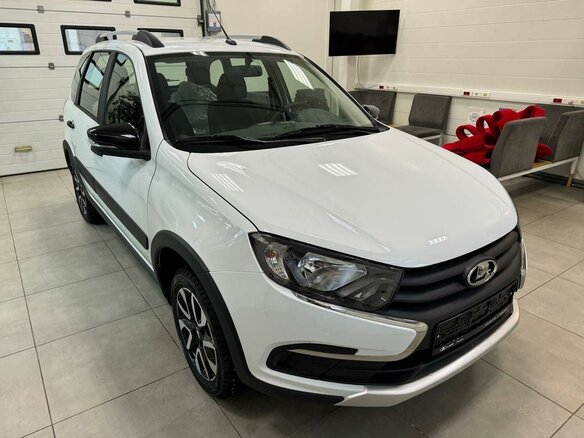 2026 Lada (ВАЗ) Granta Cross I Рестайлинг, белый - вид 1