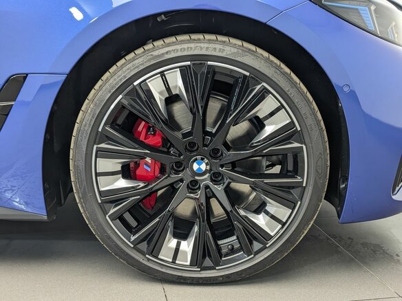 2026 BMW 4 серии Gran Coupe 430i xDrive G22, G23, G26 Рестайлинг, синий, 12250000 рублей - вид 18