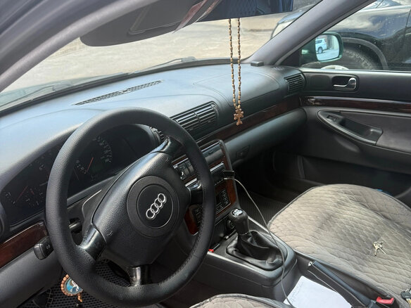 1998 Audi A4 I (B5), зелёный, 530000 рублей - вид 7