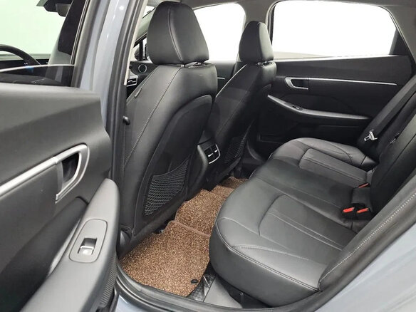 2024 Hyundai Sonata VIII (DN8) Рестайлинг, серебристый, 2210000 рублей - вид 26