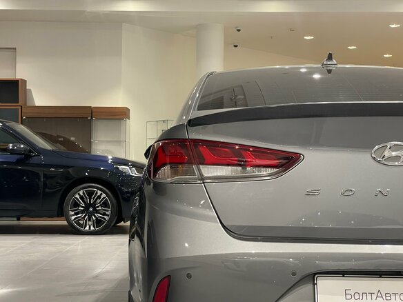 2018 Hyundai Sonata VII (LF) Рестайлинг, серый, 1800000 рублей - вид 24