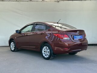 2011 Hyundai Solaris I, красный, 640000 рублей, вид 5
