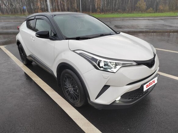 2019 Toyota C-HR I, белый, 2599000 рублей - вид 5