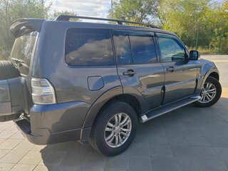 2014 Mitsubishi Pajero IV Рестайлинг 2, серый, 2380000 рублей, вид 2