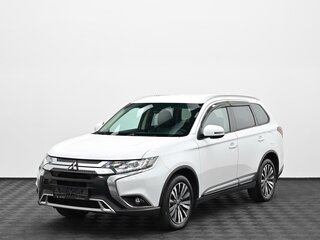 2020 Mitsubishi Outlander III Рестайлинг 3, белый, 2015000 рублей, вид 3
