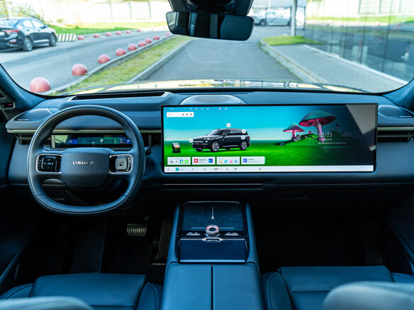 2026 Lynk & Co 900, серый, 9190000 рублей - вид 7