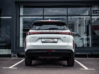 2025 Chery Tiggo 7L I, белый, 2707650 рублей, вид 4