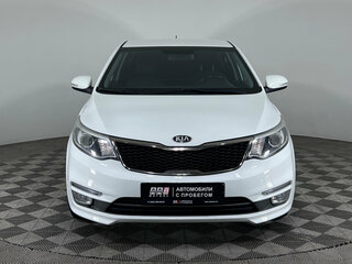 2016 Kia Rio III Рестайлинг, белый, 1099000 рублей, вид 2