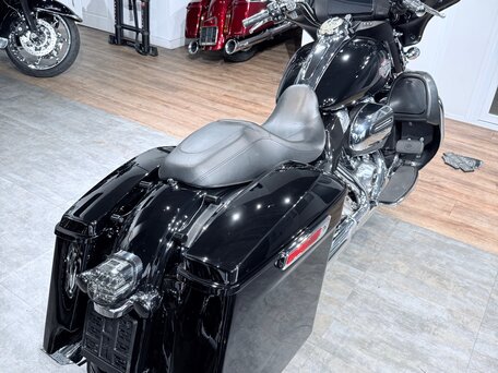2019 Harley-Davidson Street Glide Special, чёрный, 1699000 рублей, вид 4