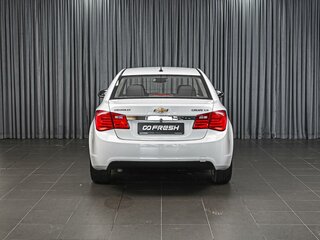 2010 Chevrolet Cruze I, белый, 548000 рублей, вид 4