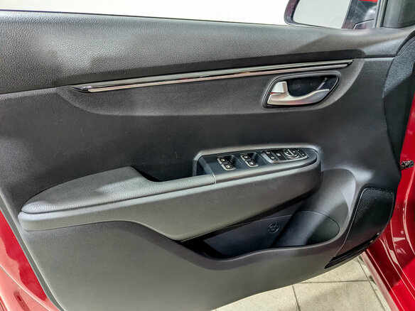 2017 Kia Rio IV, красный, 1455000 рублей - вид 18