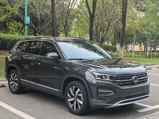 2022 Volkswagen Tayron I, серый, 1960046 рублей, вид 3