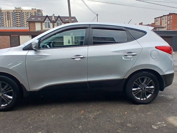 2014 Hyundai ix35 I Рестайлинг, серебристый, 1450000 рублей - вид 4