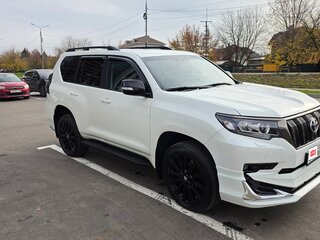 2021 Toyota Land Cruiser Prado 150 Series Рестайлинг 3, белый, 5550000 рублей, вид 5