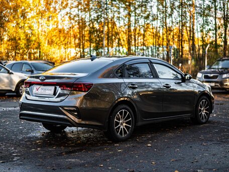 2019 Kia Cerato IV, чёрный, 1350000 рублей, вид 2