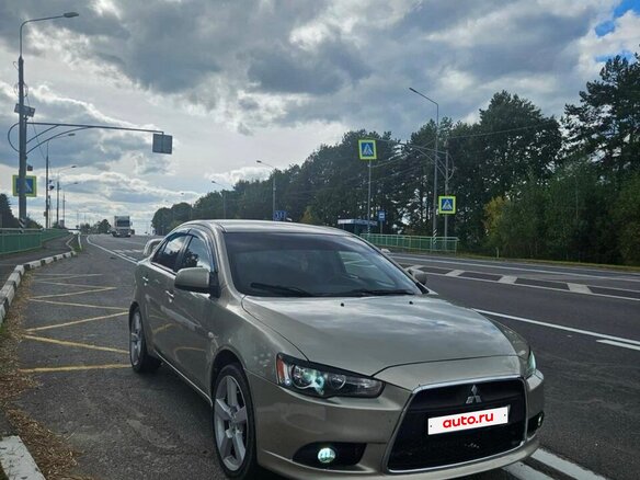 2007 Mitsubishi Lancer X, бежевый, 580000 рублей - вид 2