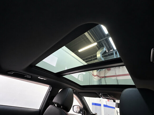 2022 Geely Coolray I, серый, 1690000 рублей - вид 16