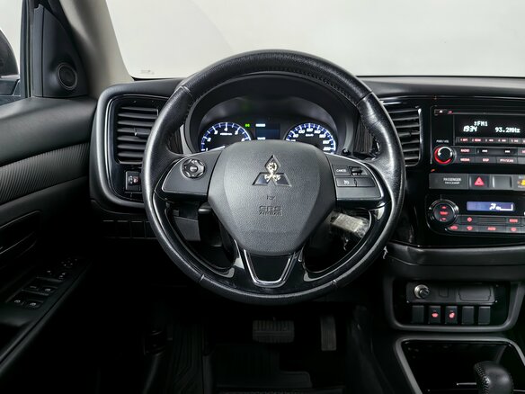 2018 Mitsubishi Outlander III Рестайлинг 2, синий, 1555000 рублей - вид 8