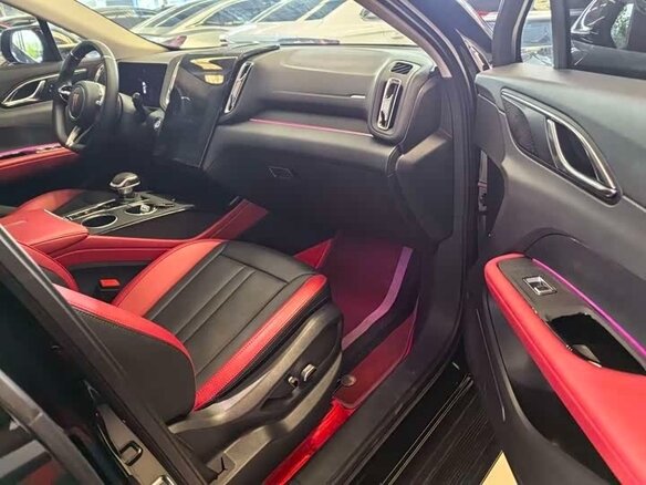 2024 Hongqi HS3, чёрный, 3303033 рублей - вид 10