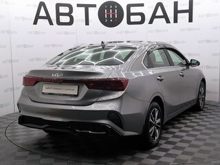 2021 Kia Cerato IV Рестайлинг, серый, 1919000 рублей, вид 3