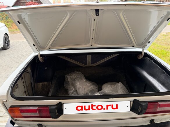 1997 Lada (ВАЗ) 2106, белый, 185000 рублей - вид 6