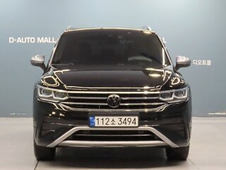 2022 Volkswagen Tiguan Allspace II Рестайлинг, белый, 2100000 рублей, вид 2
